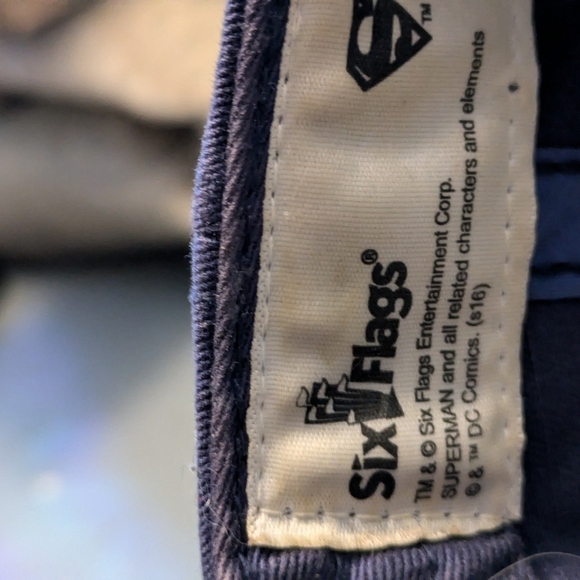 Six flags hat dc comics super man patriotic - Picture 5 of 7